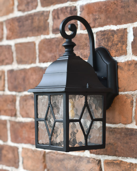 'Rosemount' Traditional Outdoor Wall Light