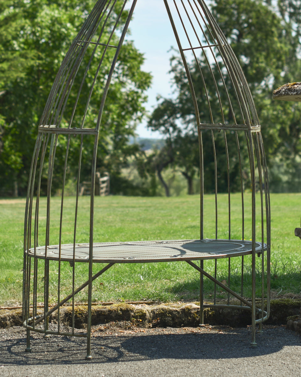 Head on view of the arbour seat