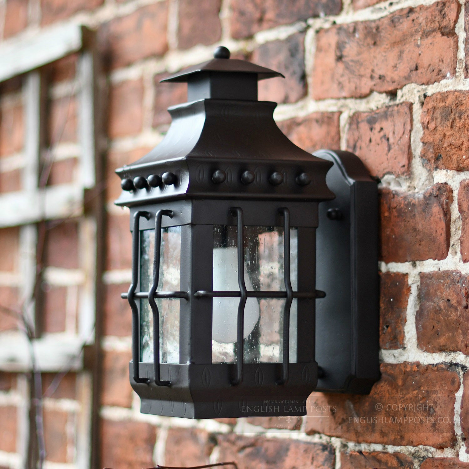 Rustic Wrought Iron Antique Styled Wall Light