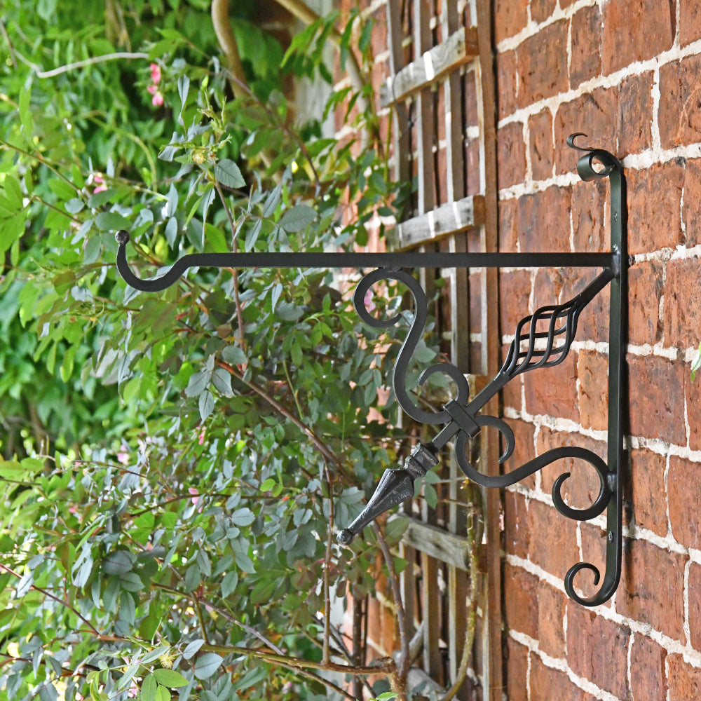 Side profile of the 'Arrowhead' bracket 