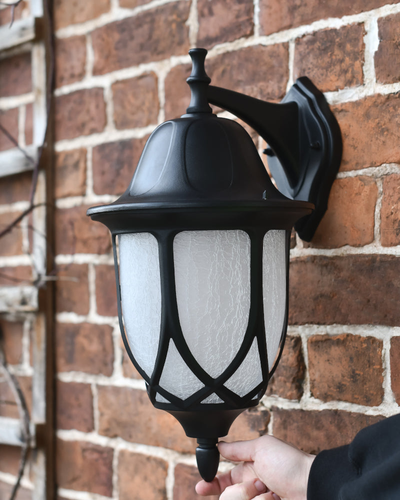 Life size scale of the 'Selene' wall light 