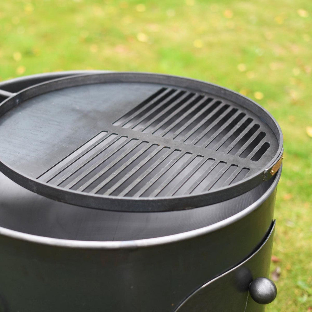 Close up of the grill plate