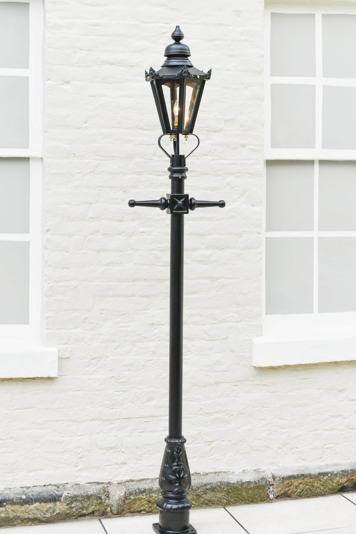 Small Black Hexagonal Garden Lamp Post