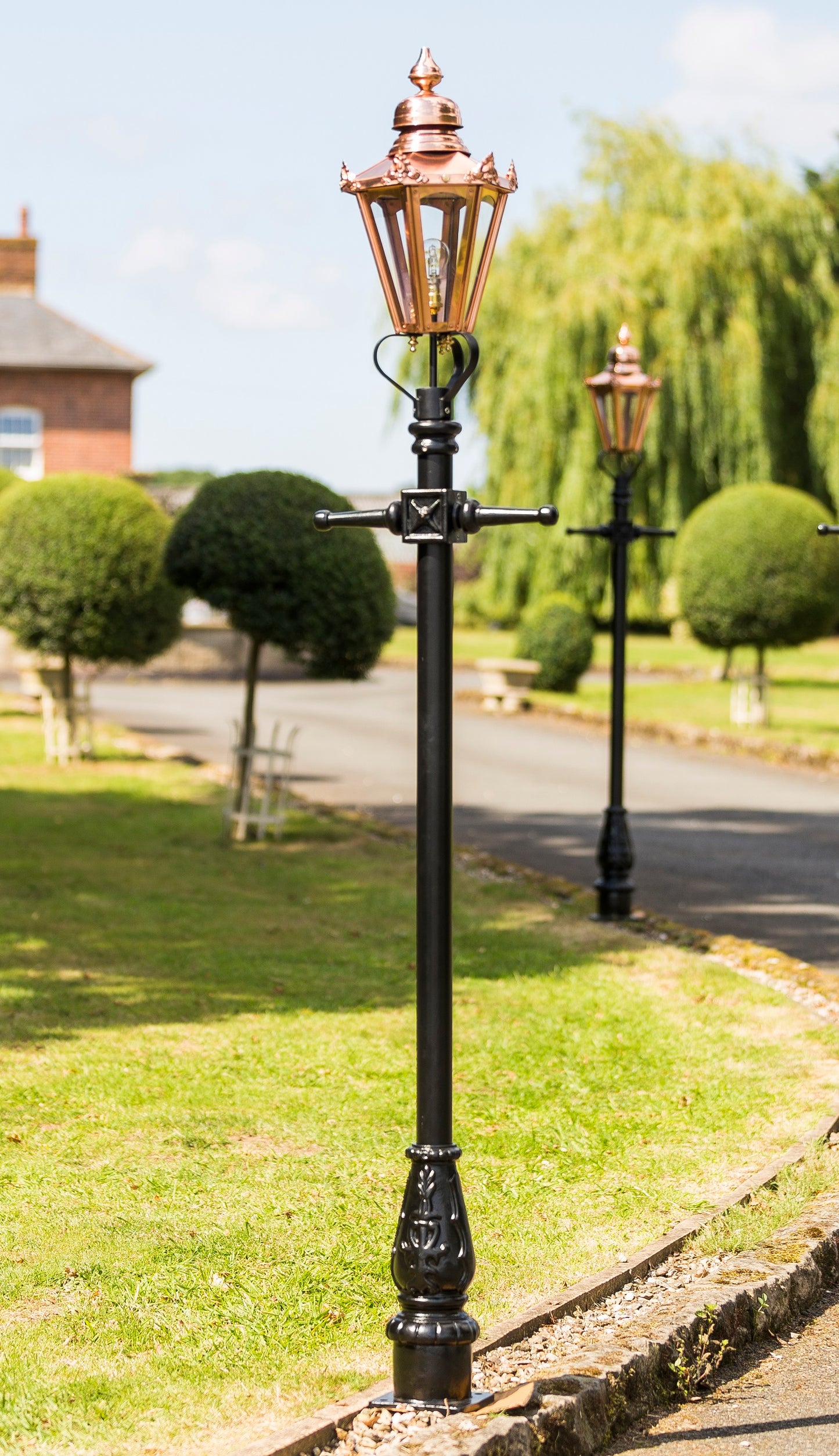 The 'Beatrice' Small Copper Victorian Hexagon Lamp Post