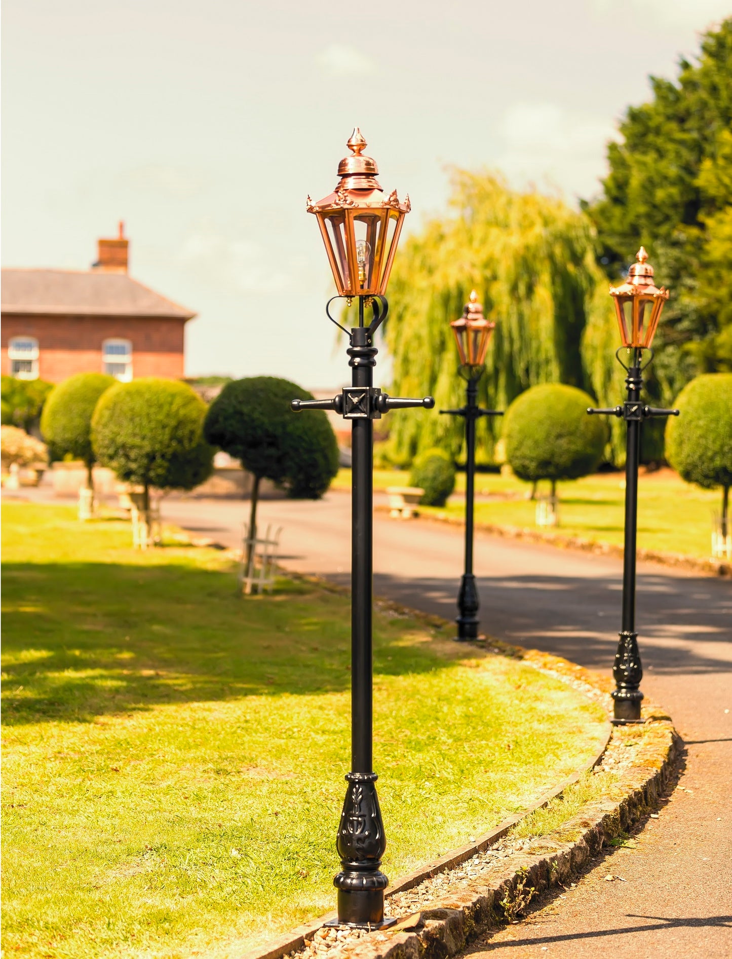 The 'Beatrice' Small Copper Victorian Hexagon Lamp Post