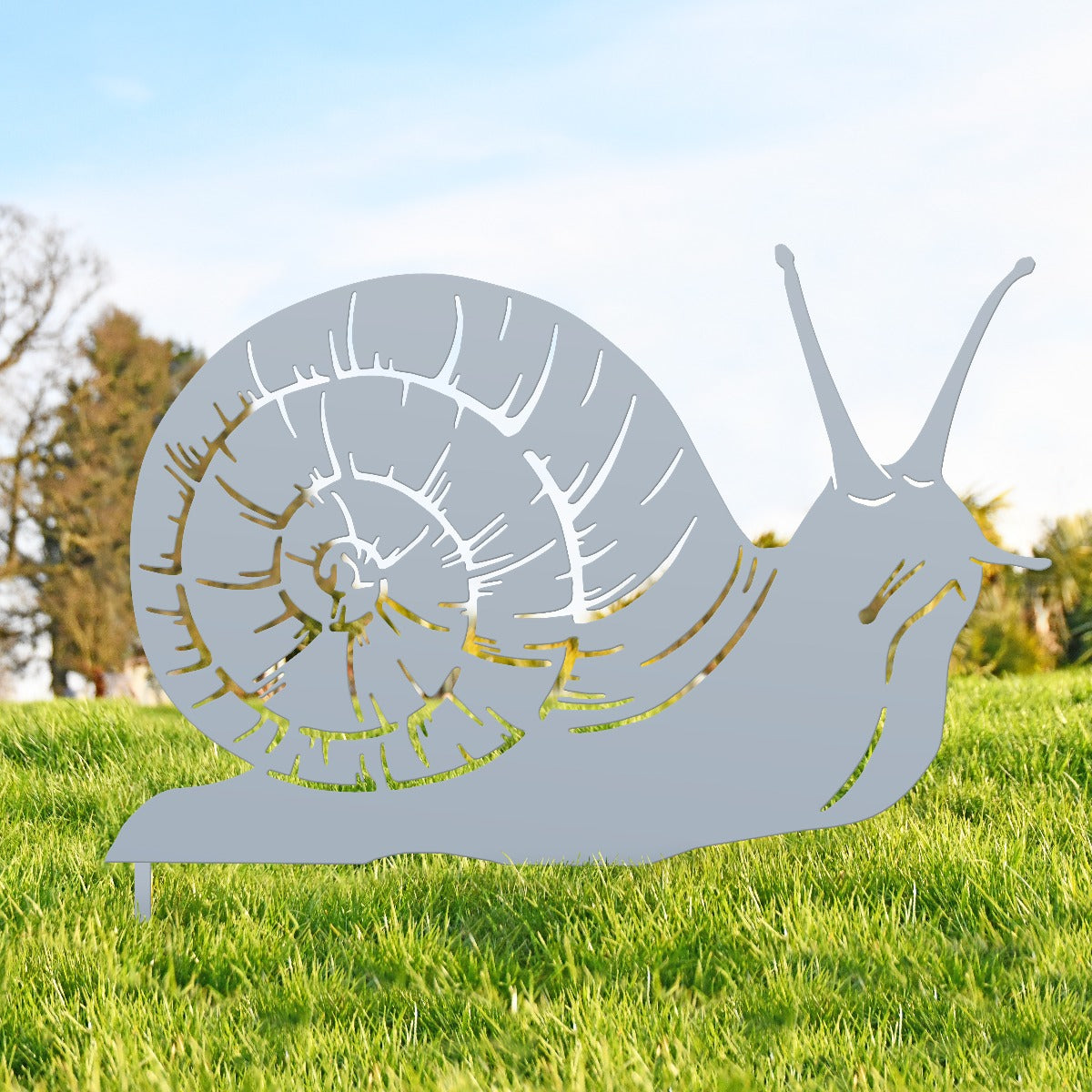 Snail Garden Sheet Steel Silhouette In Silver