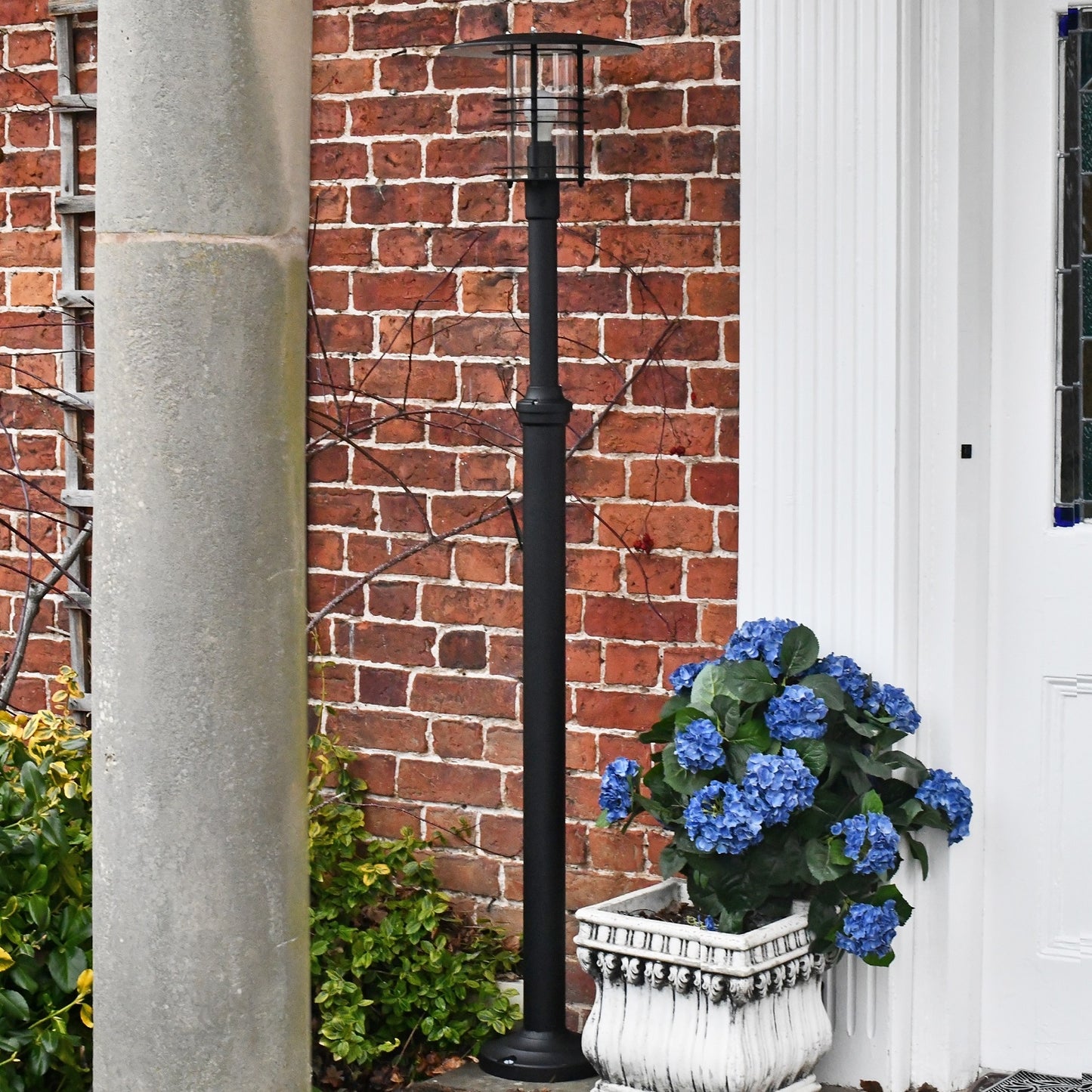 Stockholm Black Galvanised Steel Contemporary Lamp Post