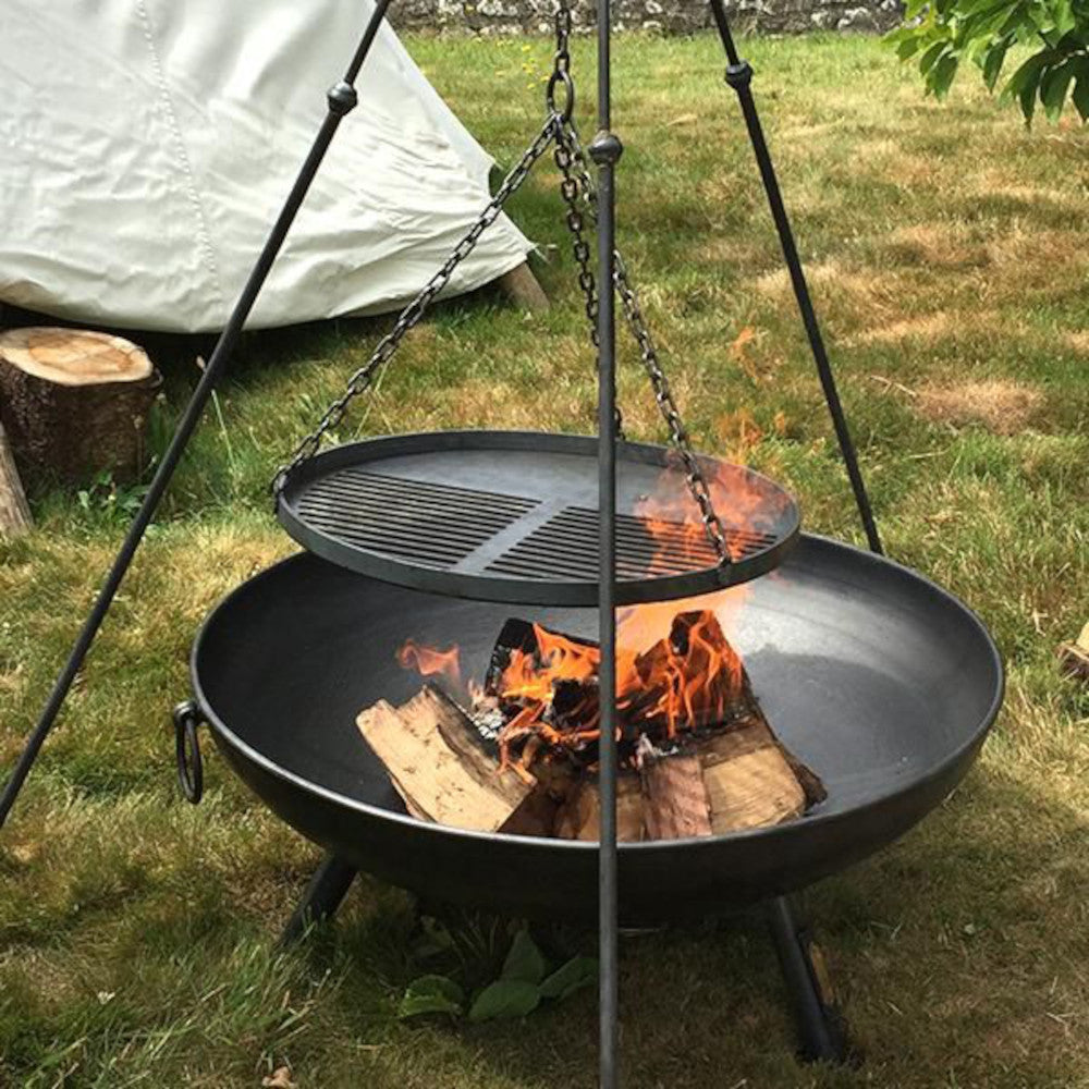 Close up of the bottom of the cooking frame base 