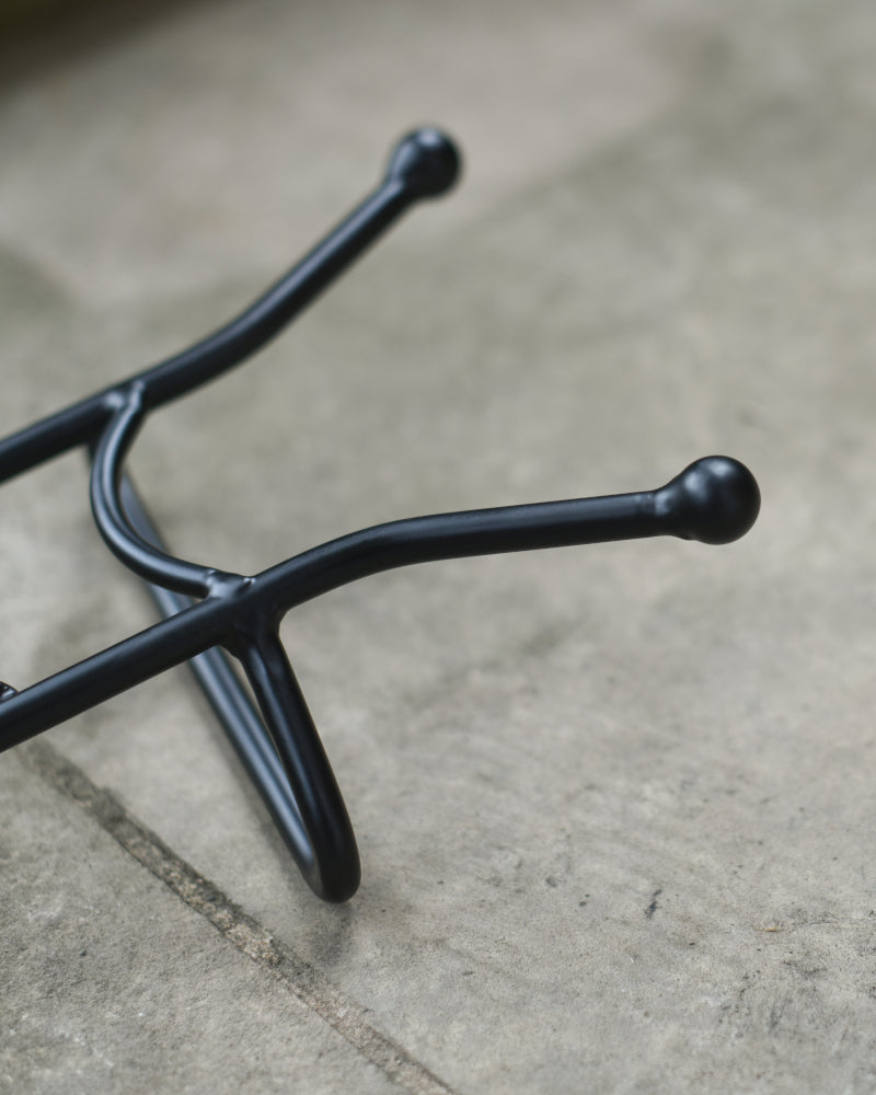 Magnified view of the boot puller
