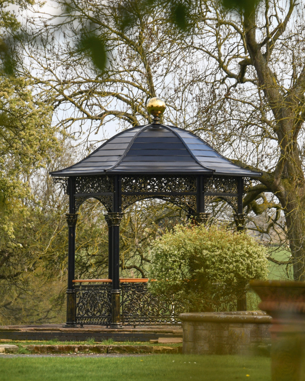 Solid roof pavillion