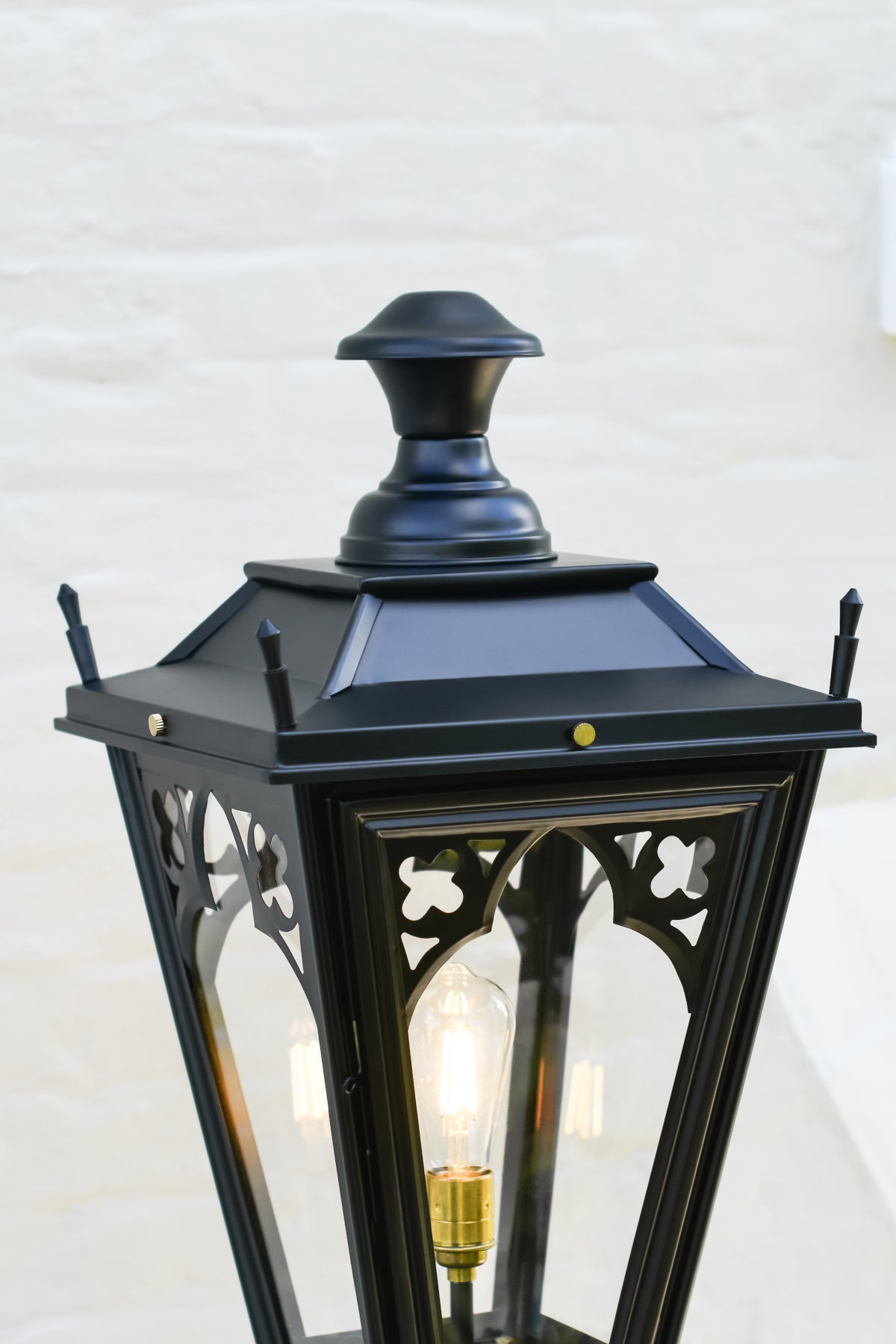 The apex of the black lantern