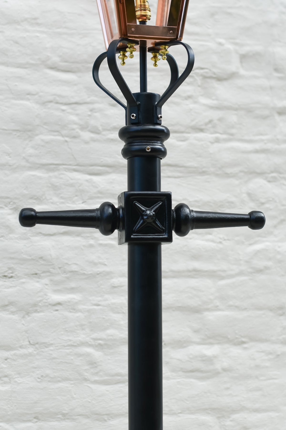 The cast iron ladder bar block