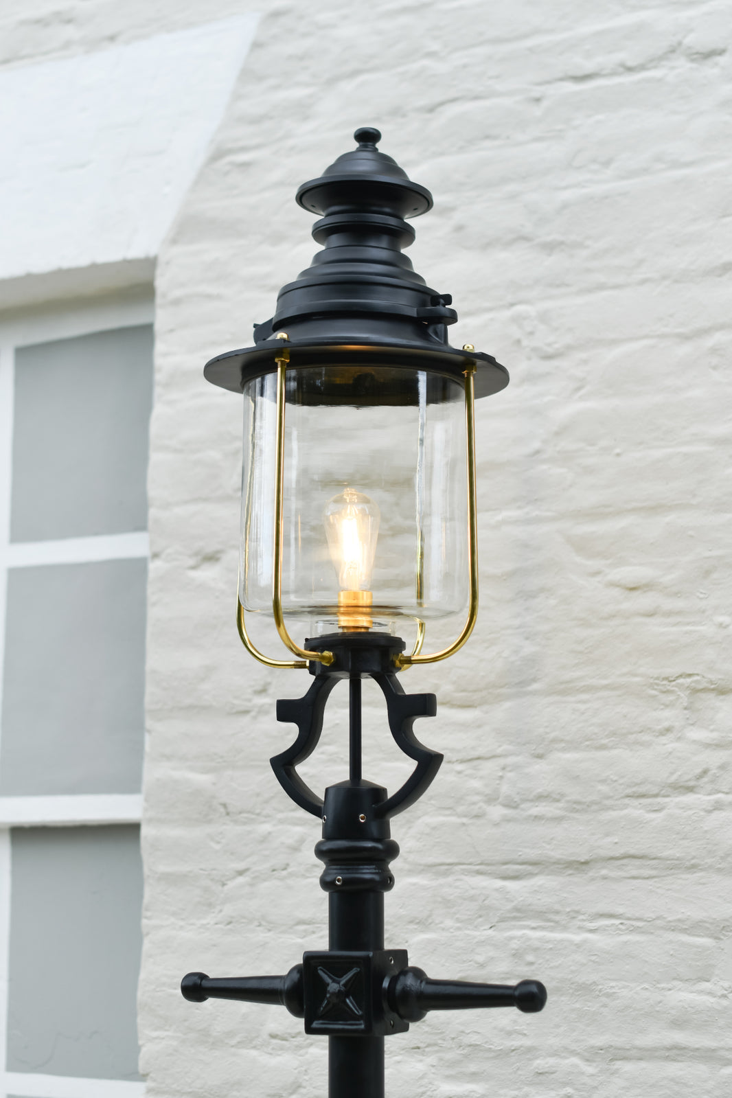 English Lamp Posts | Superior Lighting Since 1986