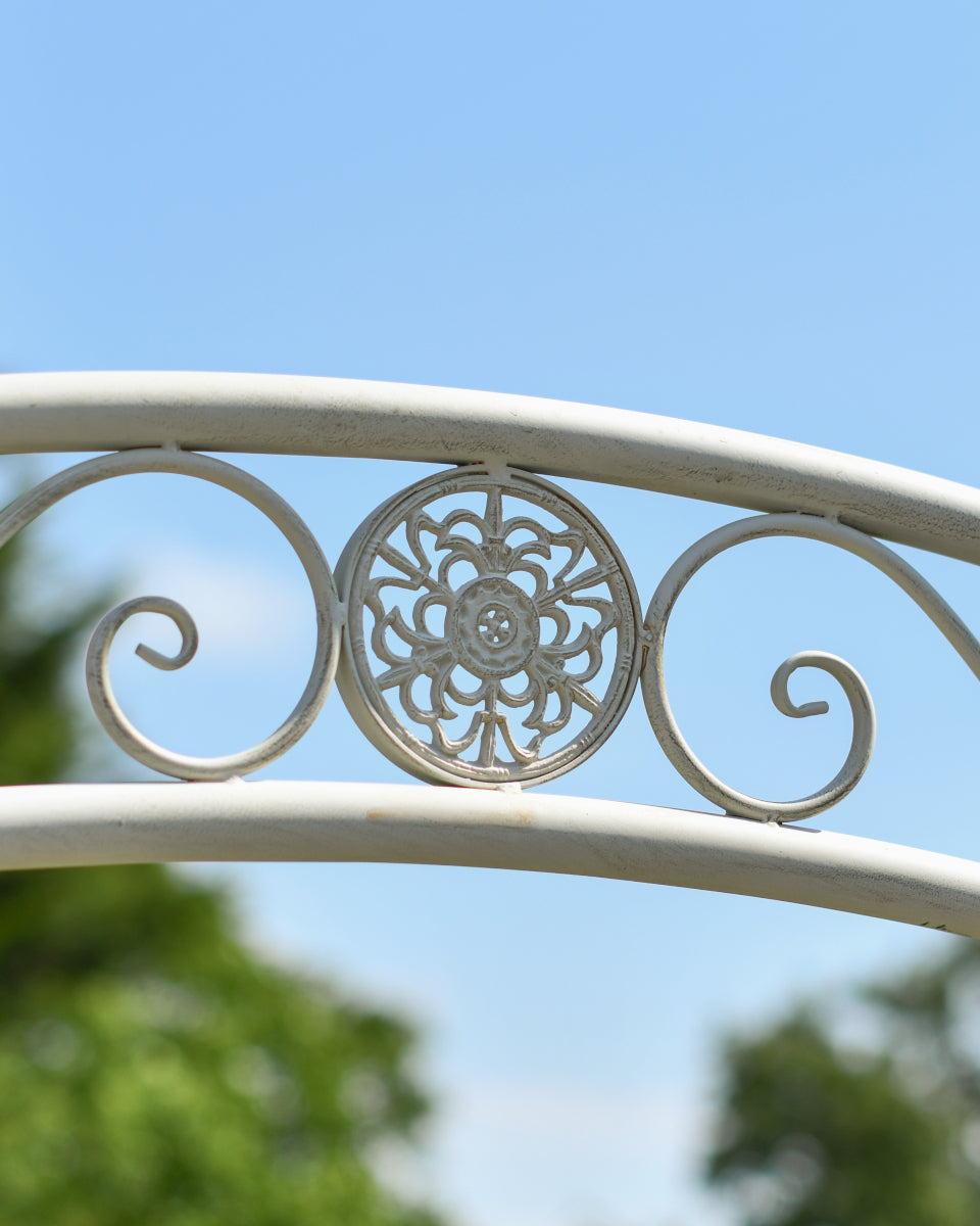 Close up of the matching floral motif on the swing arch