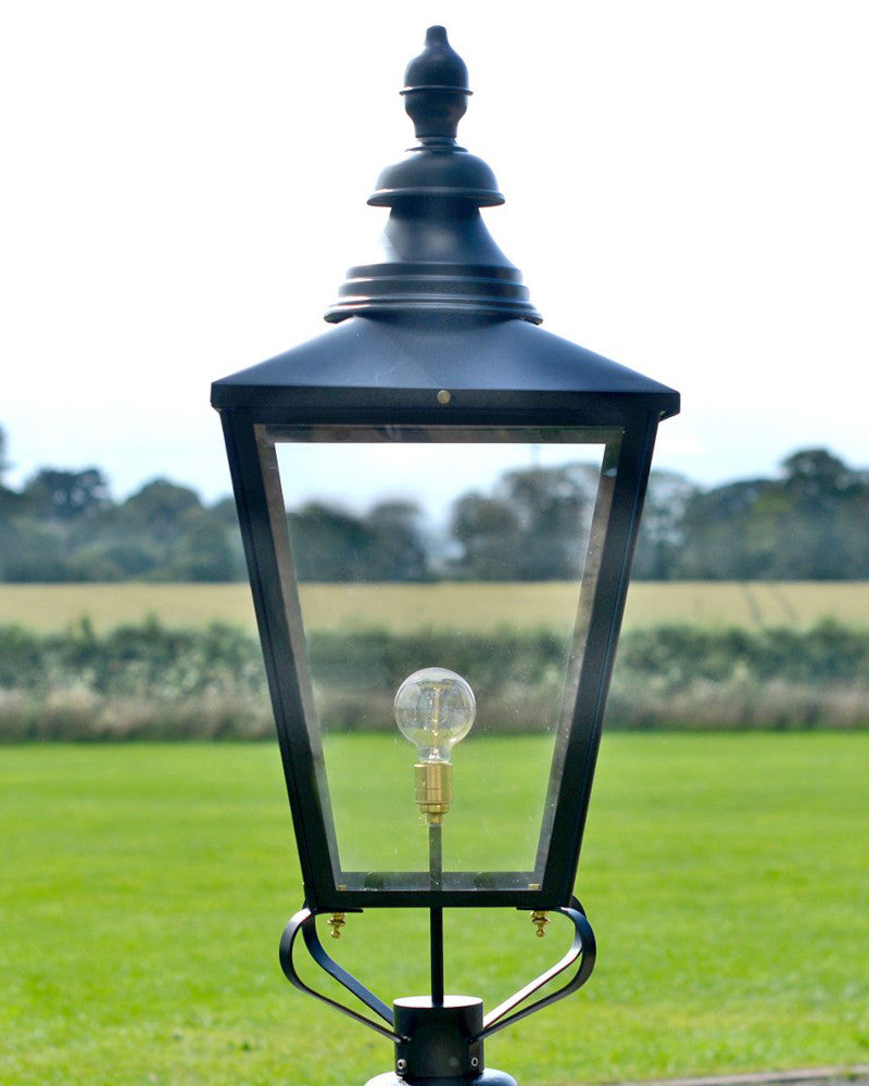 The Deluxe Black 'Rochester' Lantern