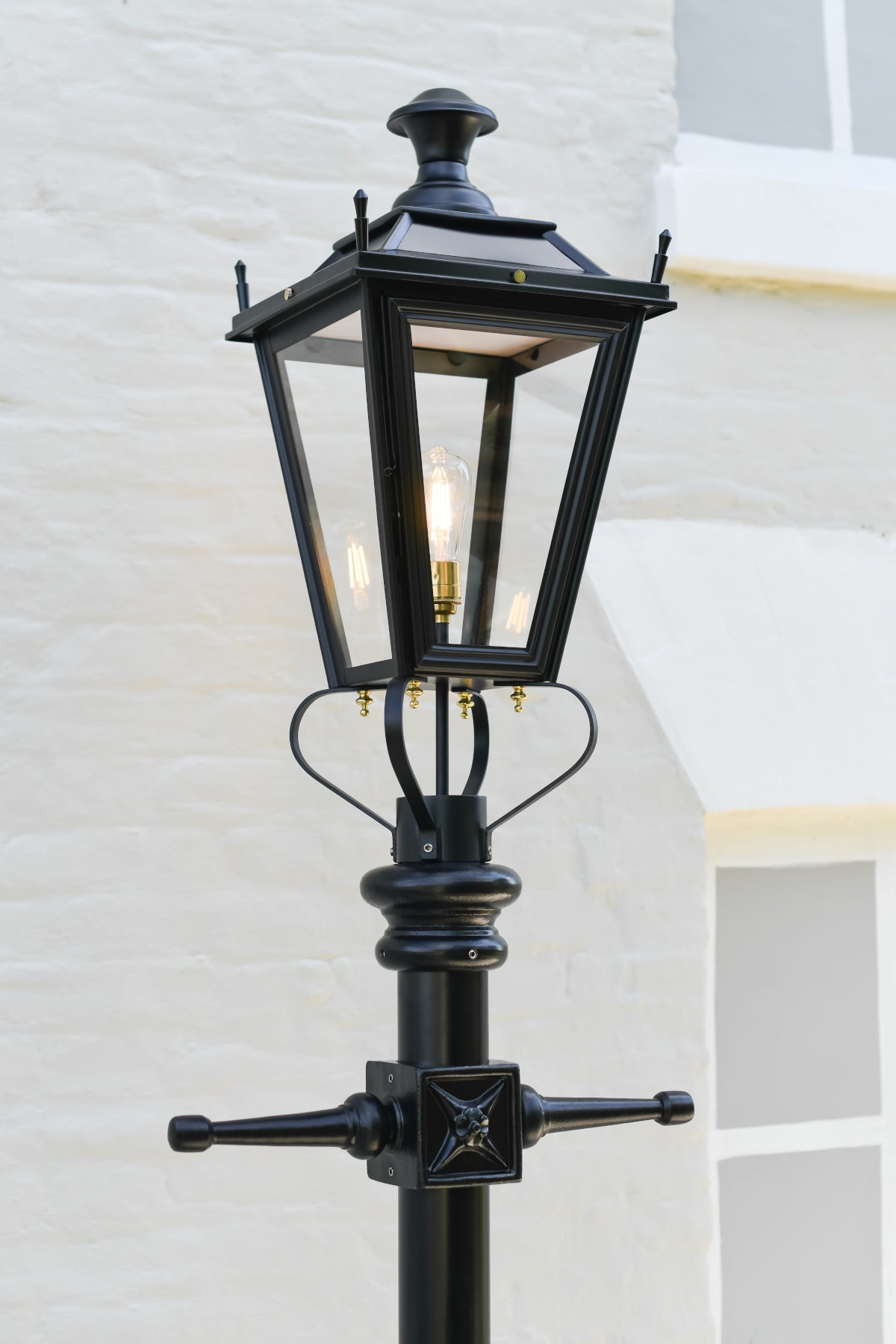 The 'Dorchester' lantern and ladder bars