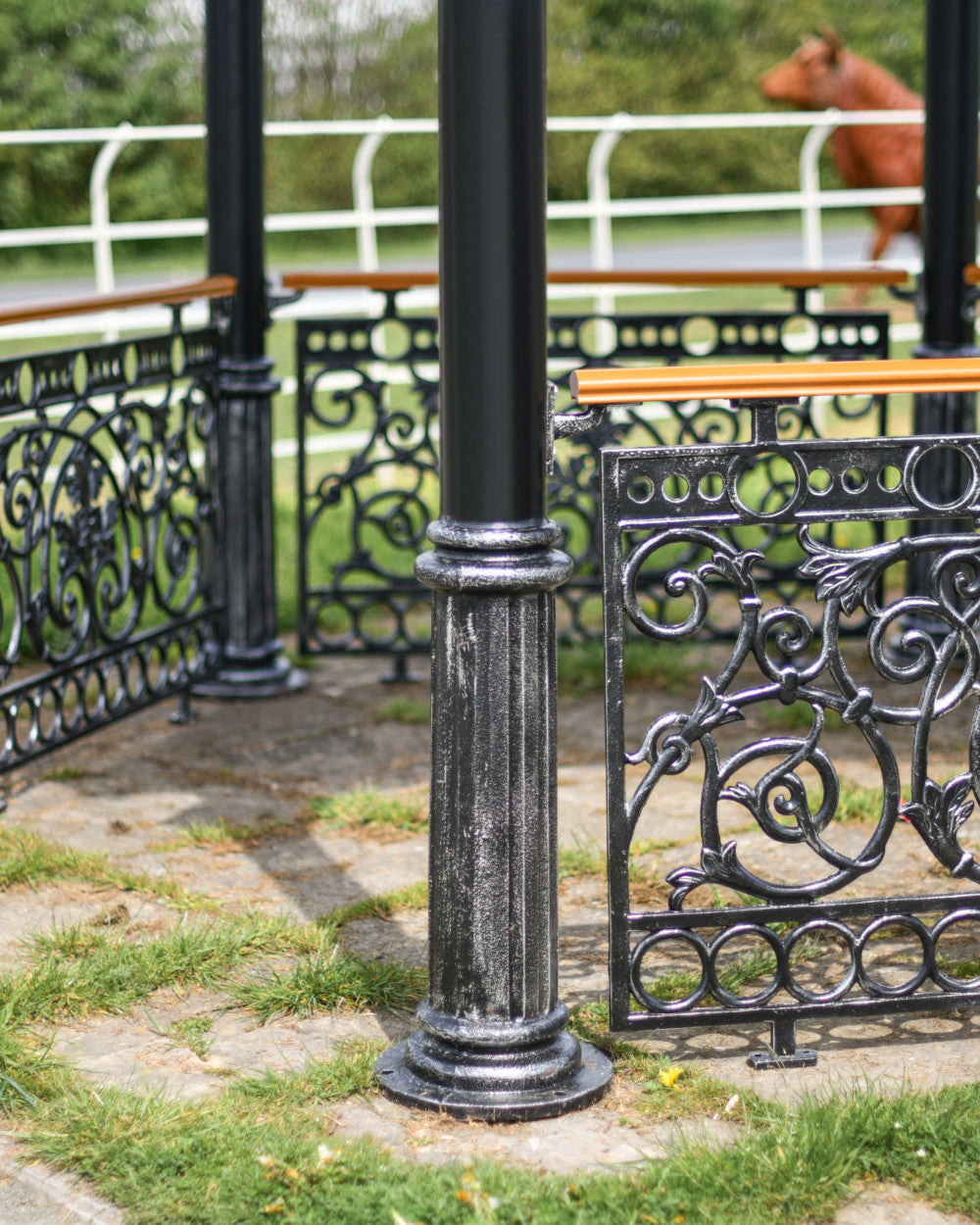 Silver heady duty pavilion column
