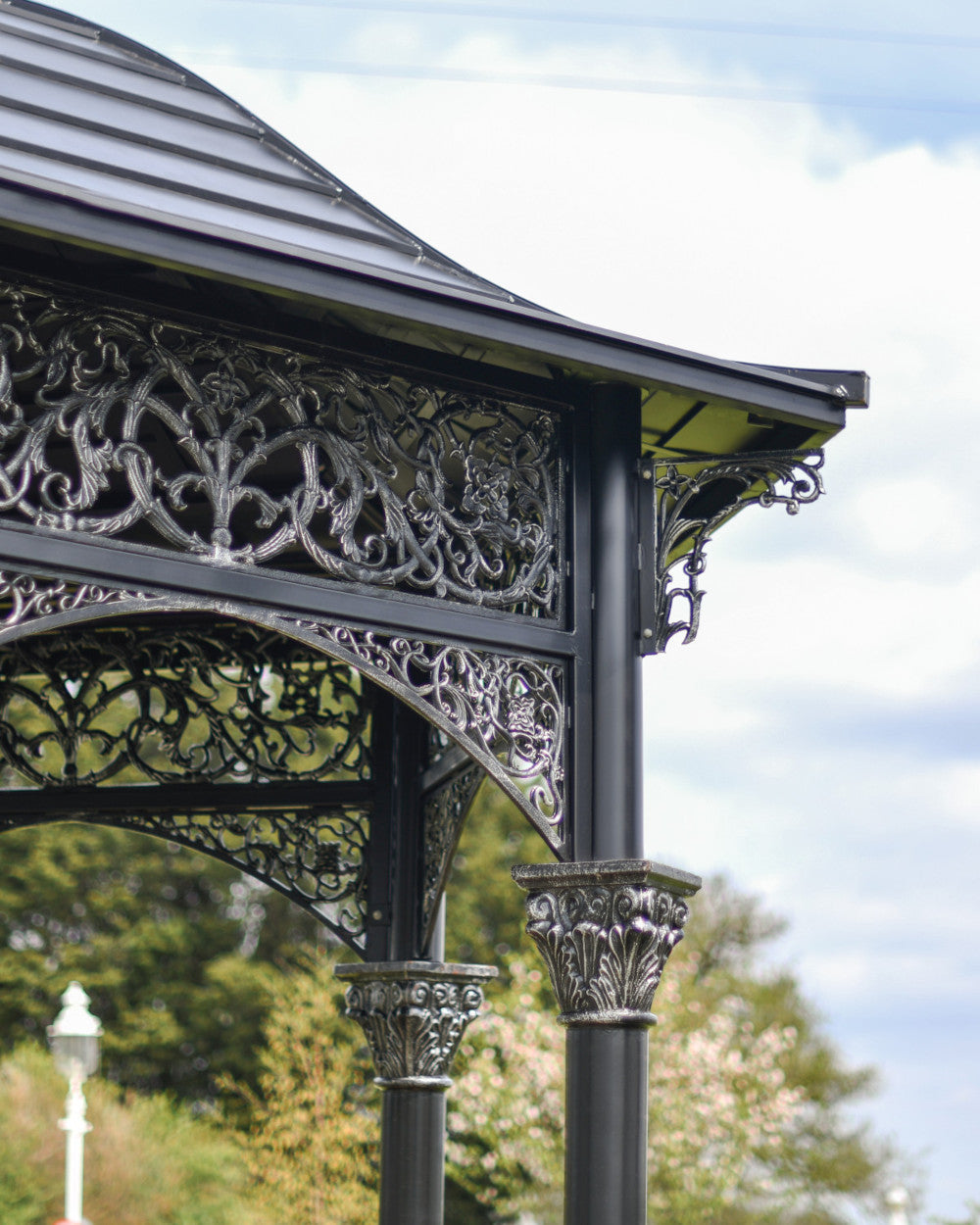 Gazebo with floral panels and edges
