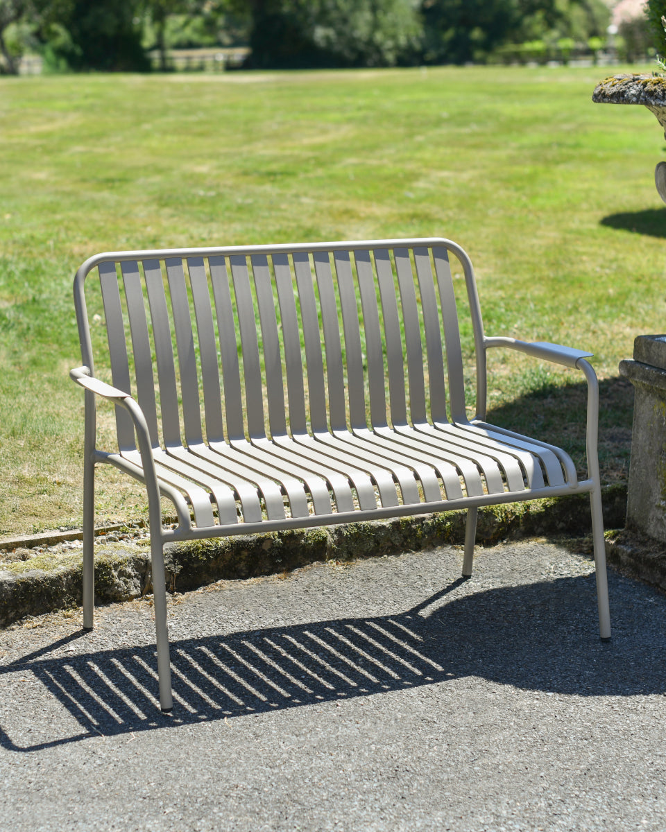The 'Meridian' two seater bench in situ