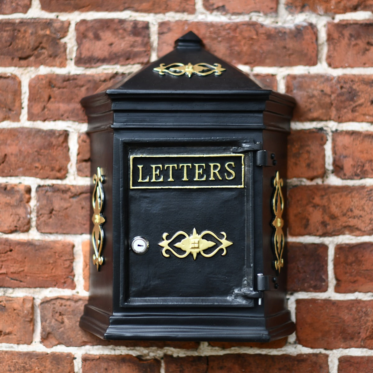 The Black "Hinkley" Traditional Wall Mounted Post Box in Situ
 