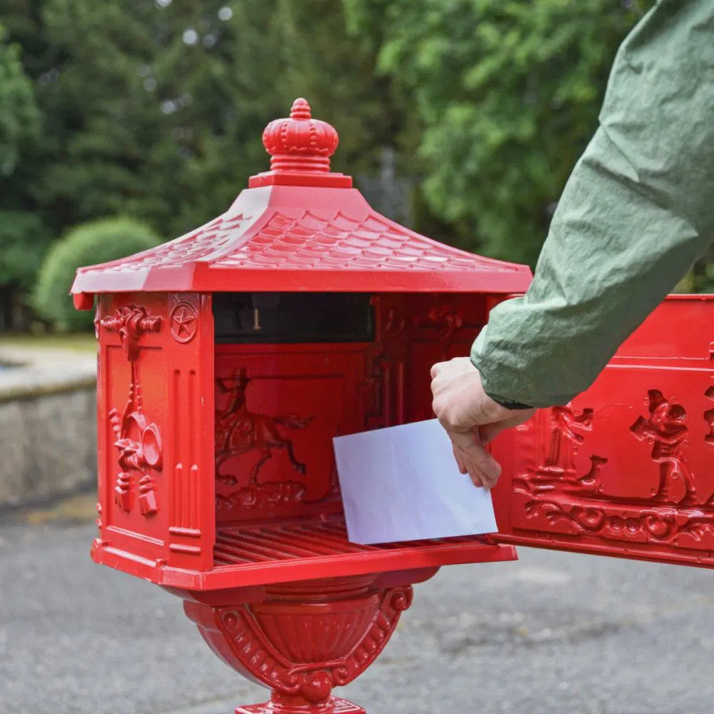 Example of retrieving mail from the red post box 