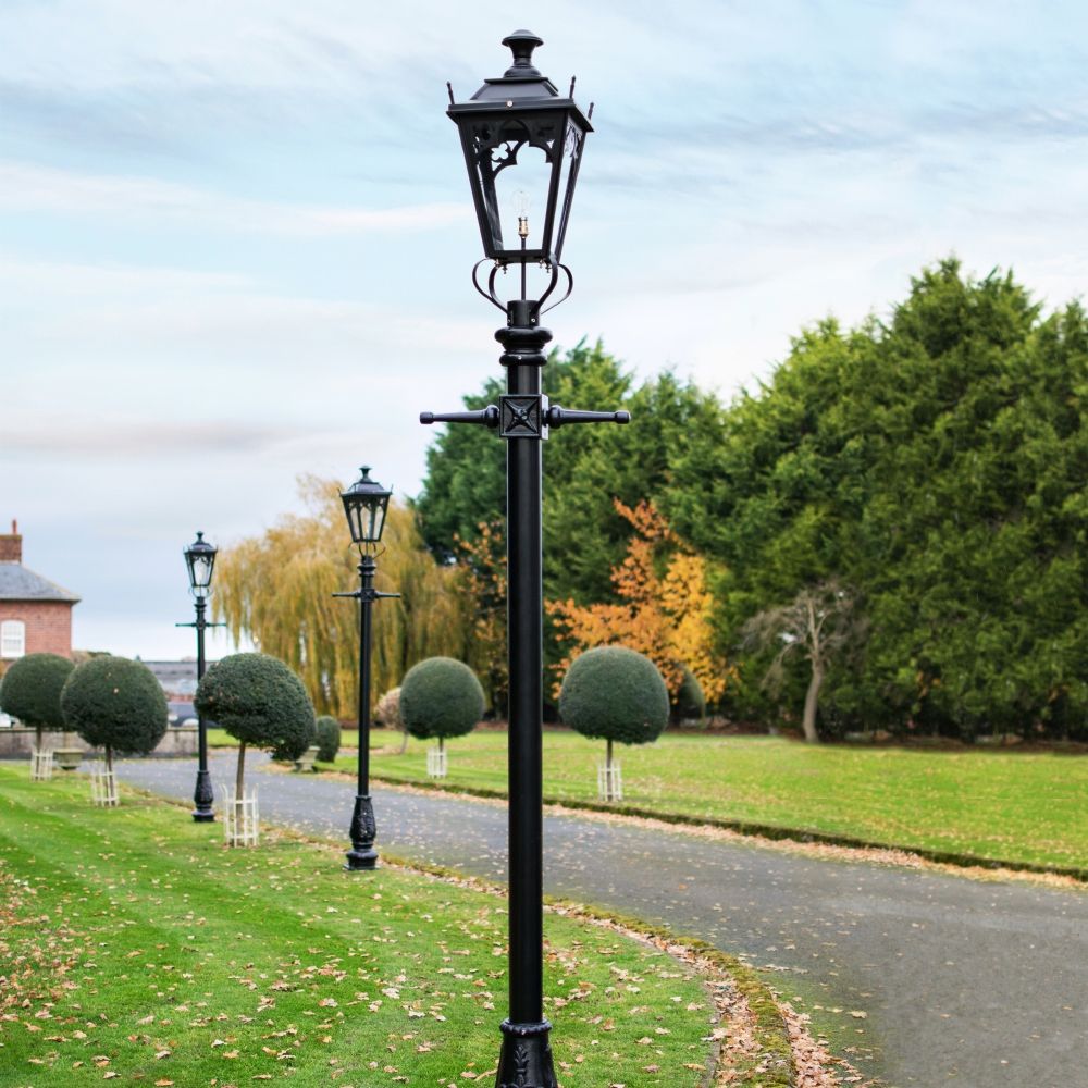 The 'Midnight Beacon' Gothic Lamp Post - 3.25m