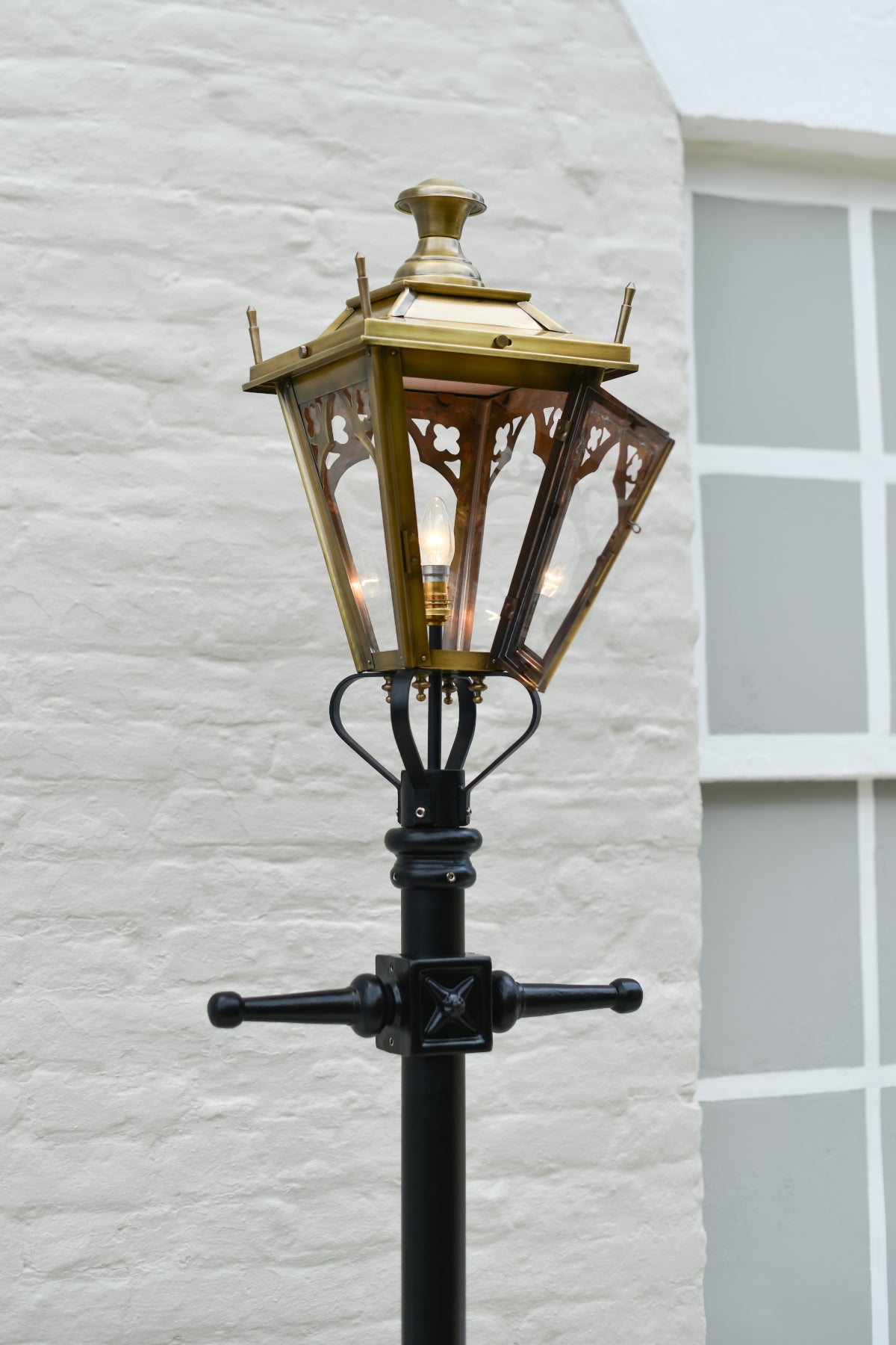 Antique Brass Lamp Post Lanterns