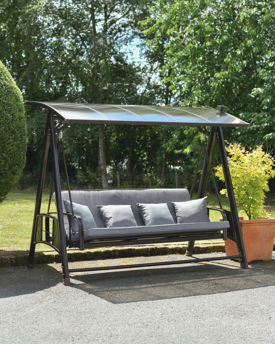 The 'Sunbeam' bench in situ