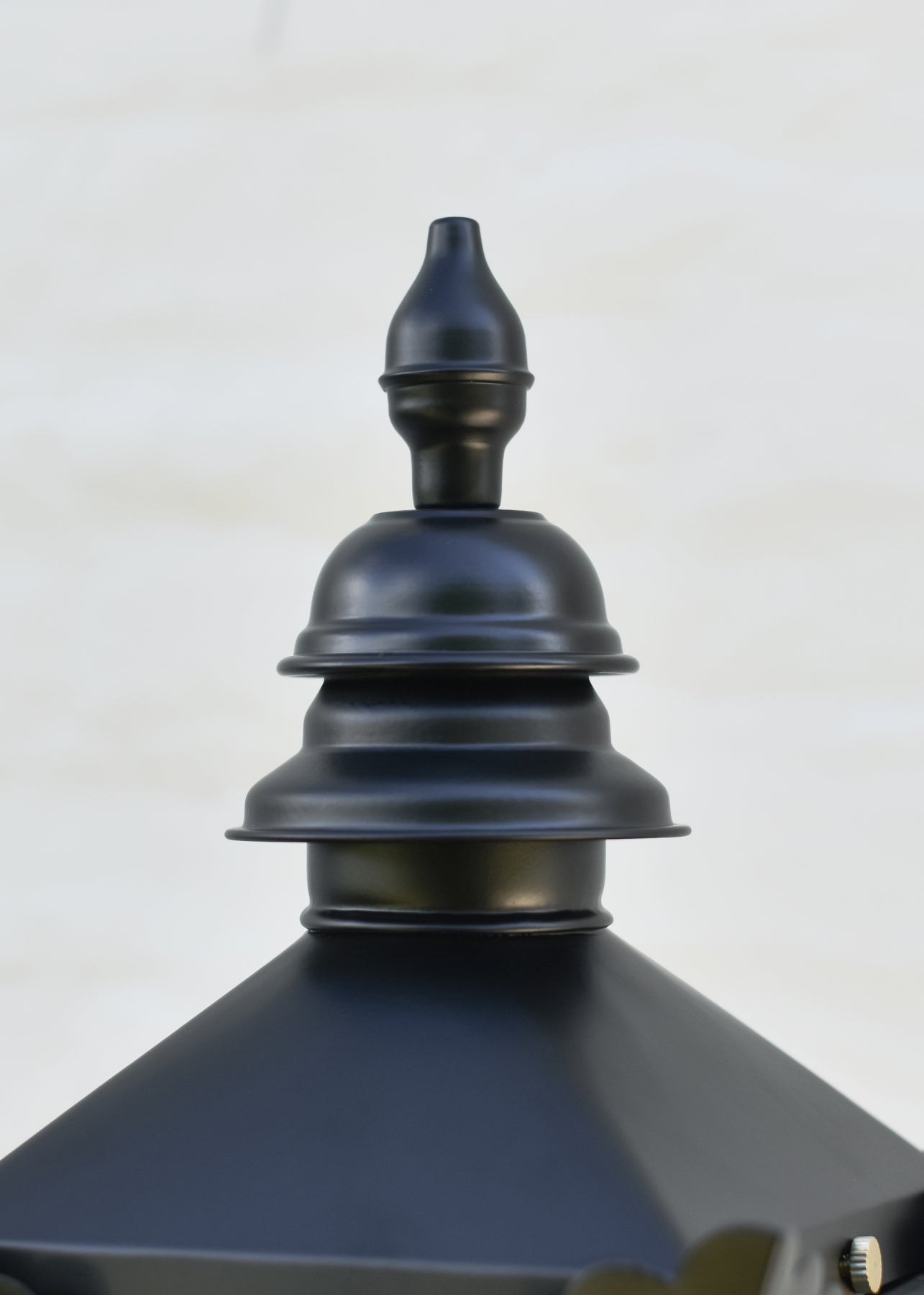 The three tier lamp post centrepiece