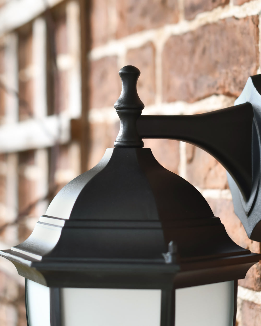 The 'Warwick' finial