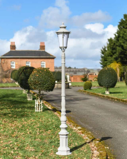'Welford' Grey Ornate Lamp Post - thumbnail