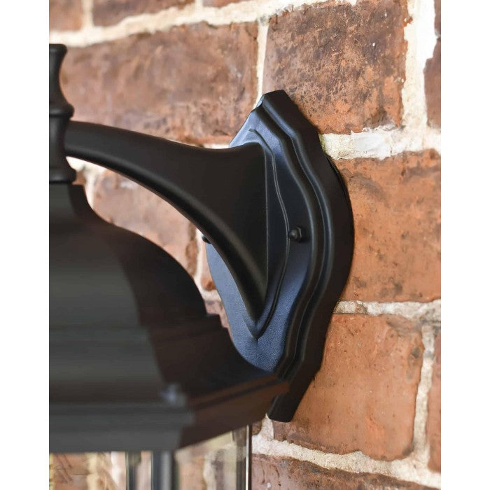 Close Up of Bracket 