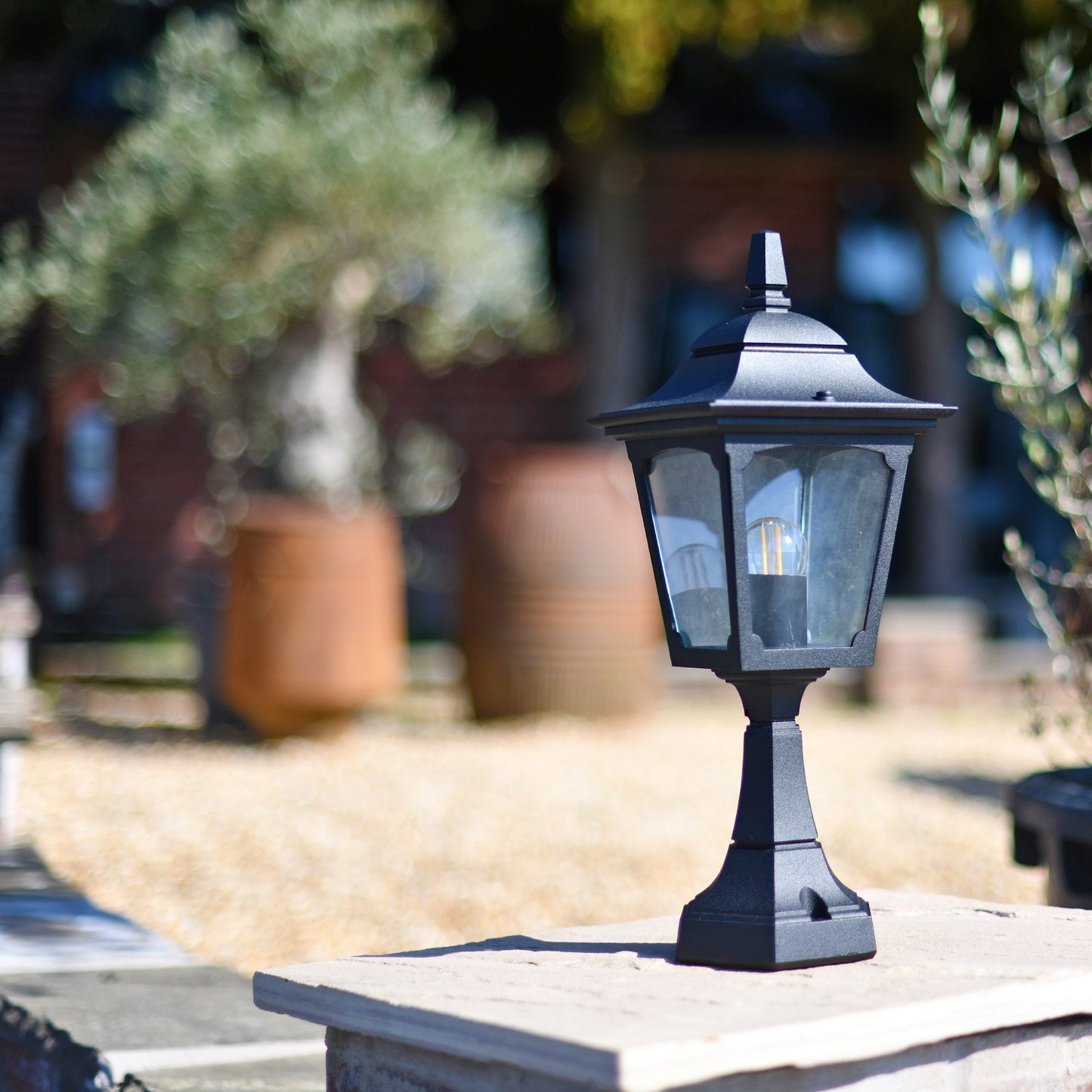 Traditional Black Entrance Pillar Lantern