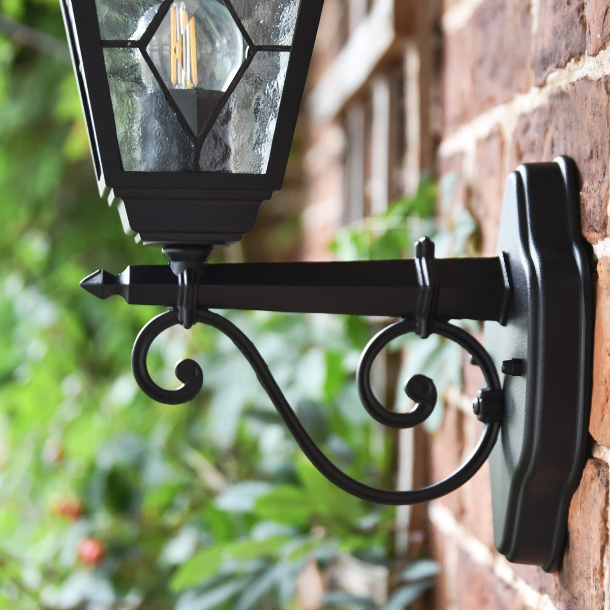 winchester wall light detail 1