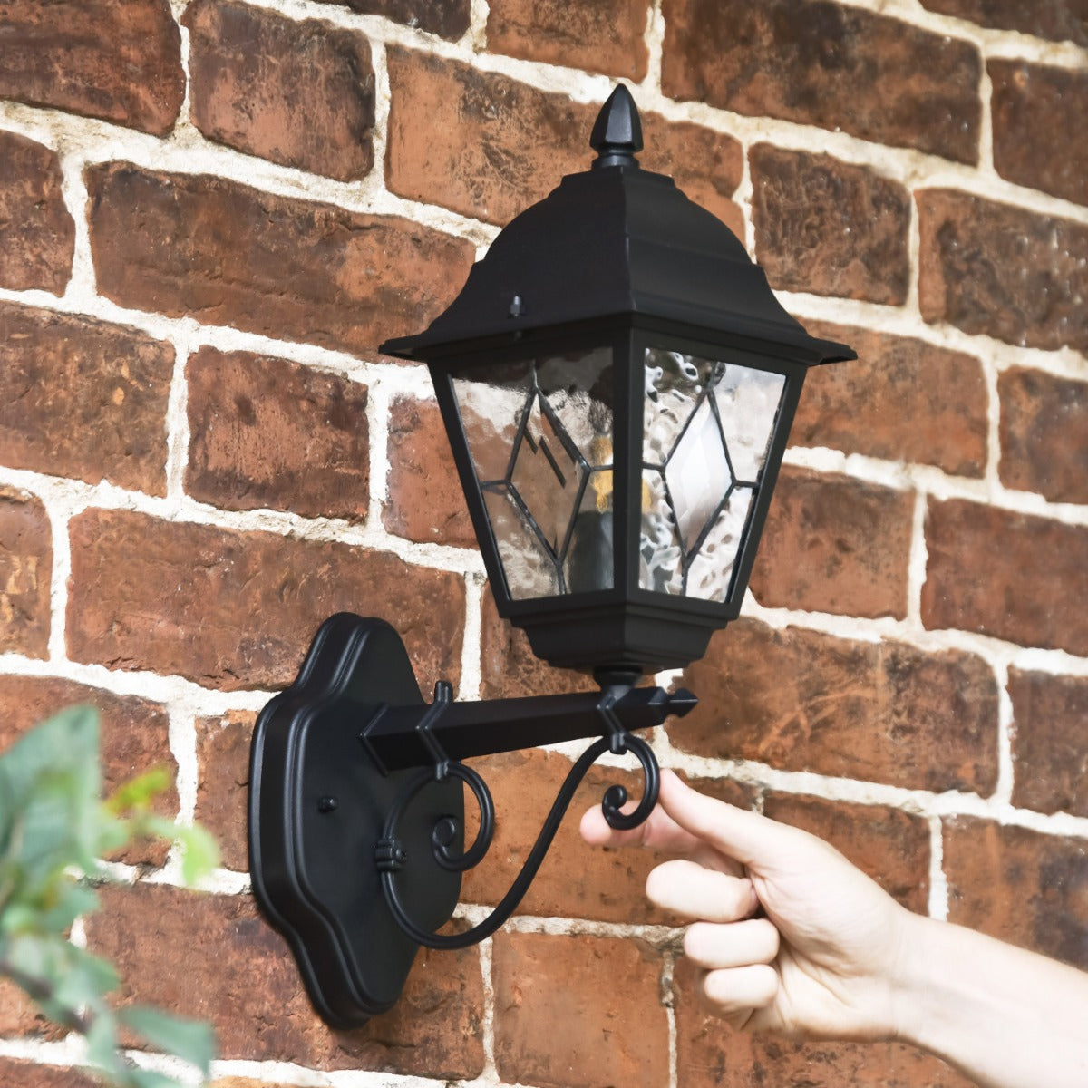 winchester wall light scale