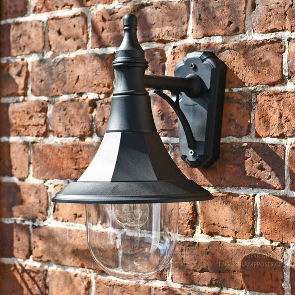 Traditional Conical Top Fix Wall Lantern