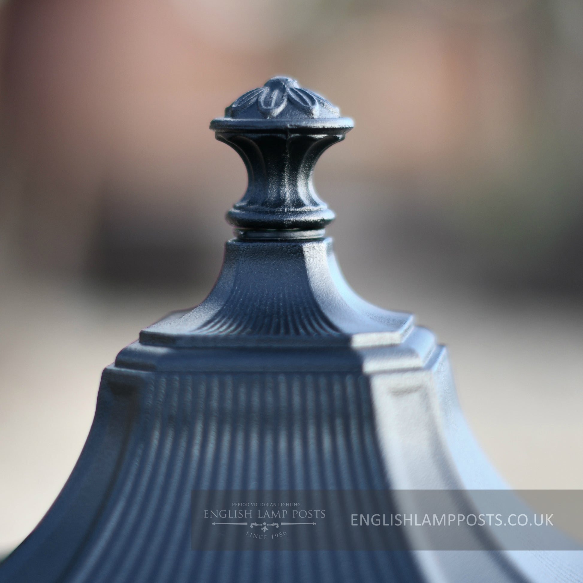 Traditional Pedestal Light Finial and Lid