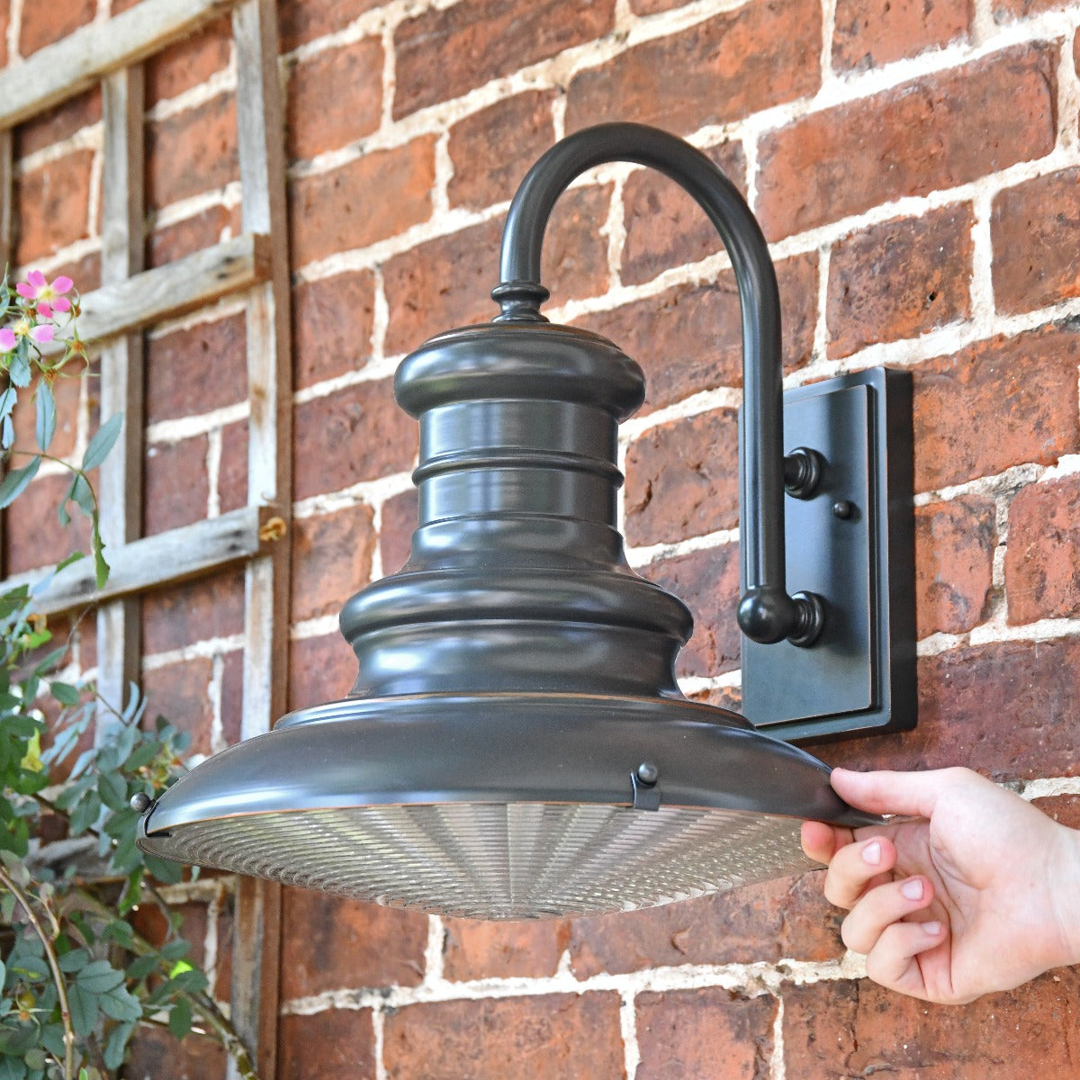 Traditional Railway Style Coach House Wall Light