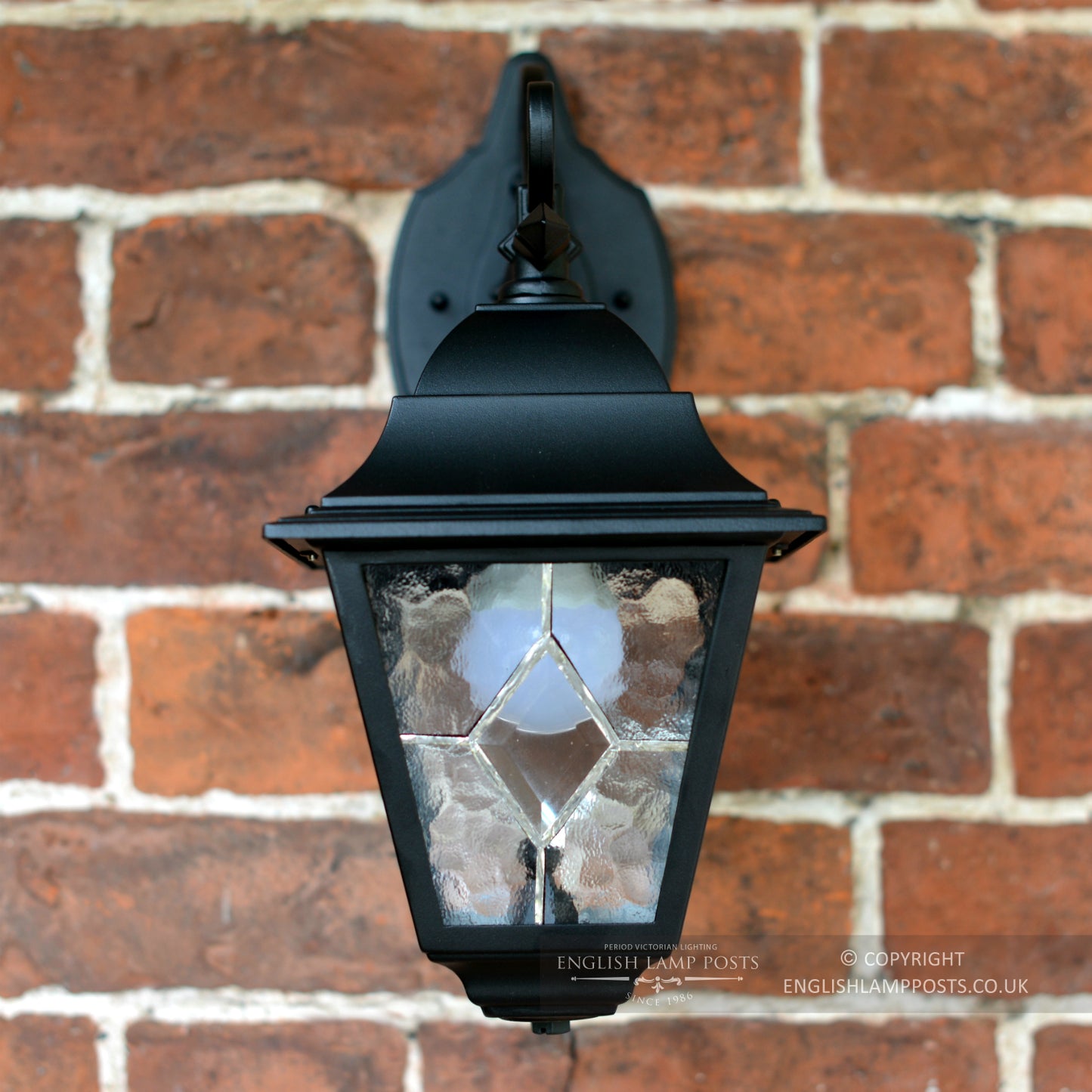 Traditional Top Fix Wall Lantern
