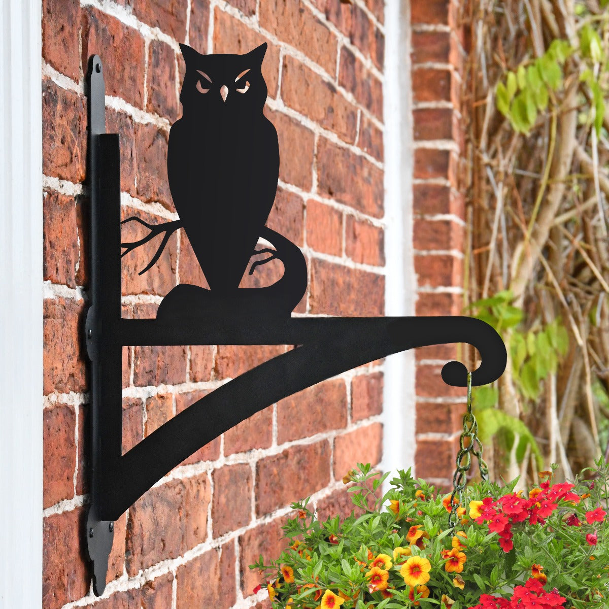 "Owl" Garden Hanging Basket Bracket