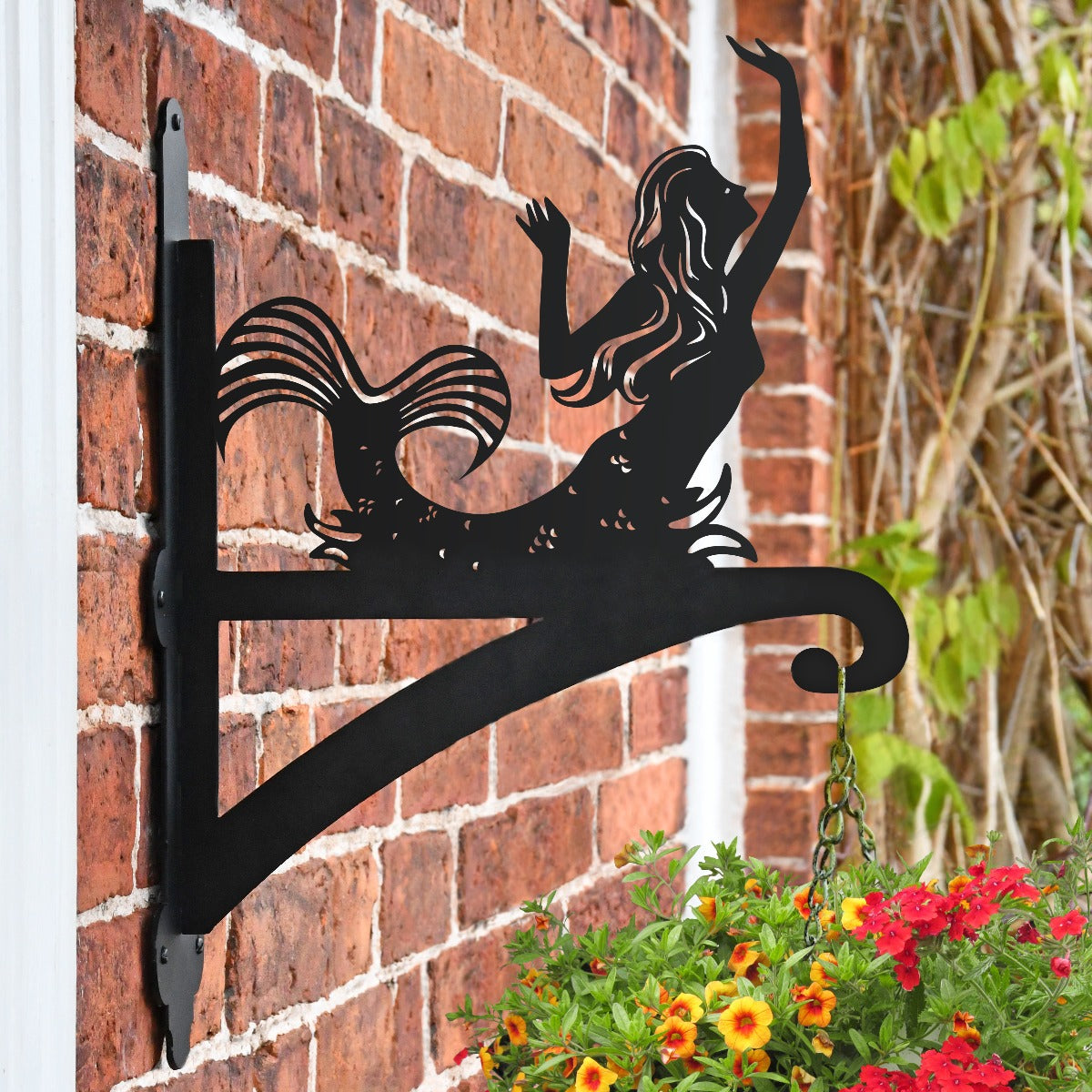 "'Mermaid'" Garden Hanging Basket Bracket