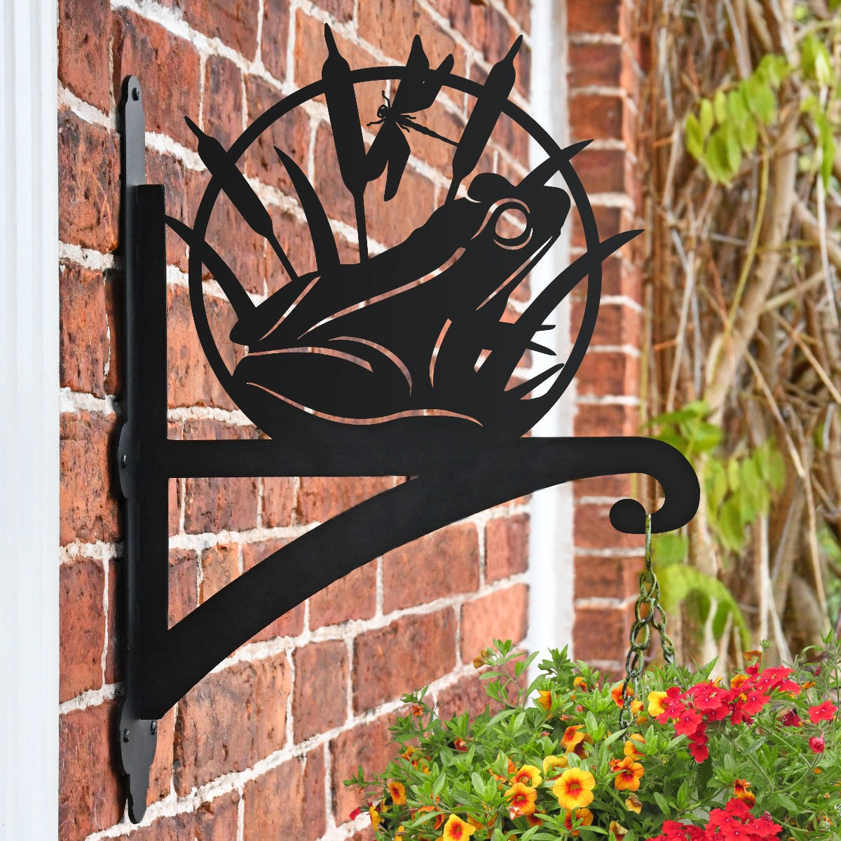 "Frog" Garden Hanging Basket Bracket On Brick Wall