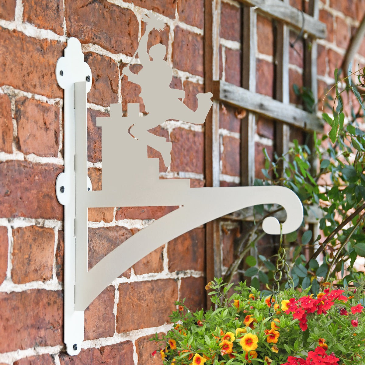 Cream "Chimney Sweep" Garden Hanging Basket Bracket