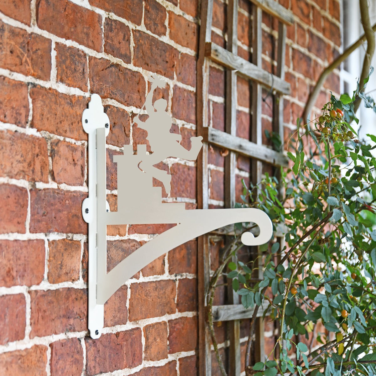 Cream "Chimney Sweep" Garden Hanging Basket Bracket
