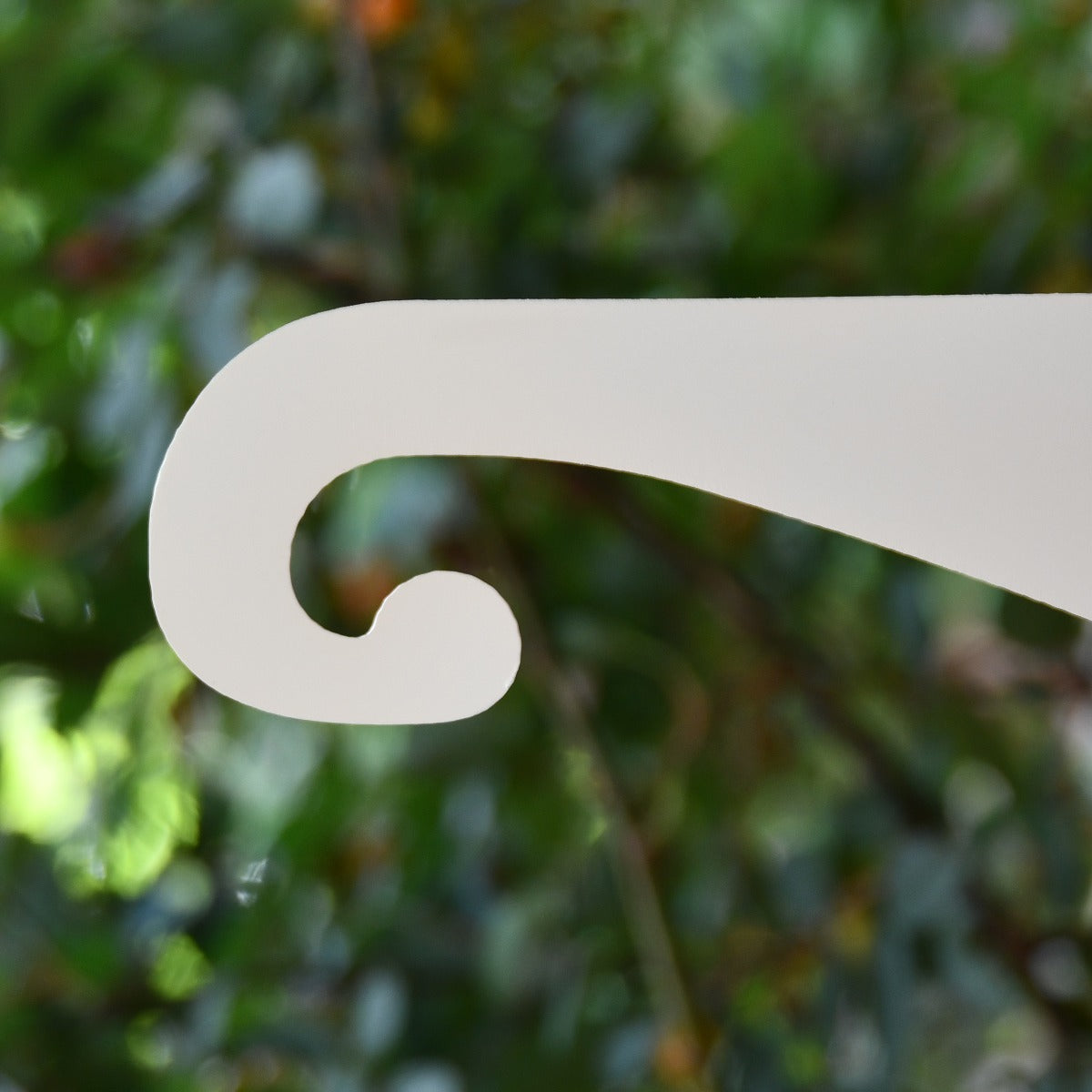 Cream "Chimney Sweep" Garden Hanging Basket Bracket