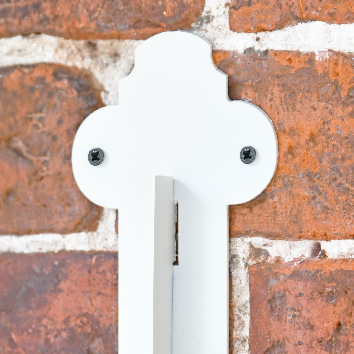 Cream "Chimney Sweep" Garden Hanging Basket Bracket