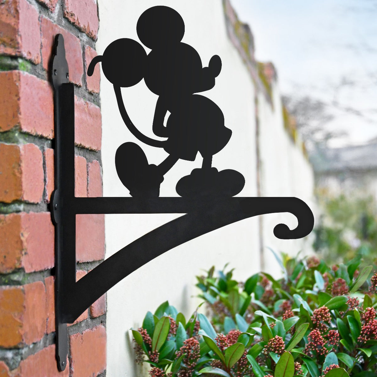 "Cartoon Mouse" Garden Hanging Basket Bracket In Situ