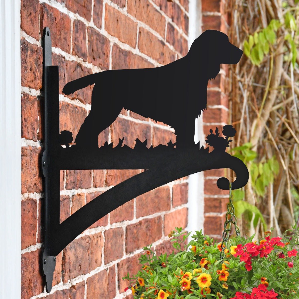 "Cocker Spaniel" Dog Garden Hanging Basket Bracket