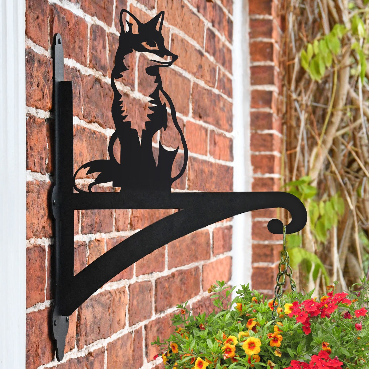 "Sitting Fox" Garden Hanging Basket Bracket