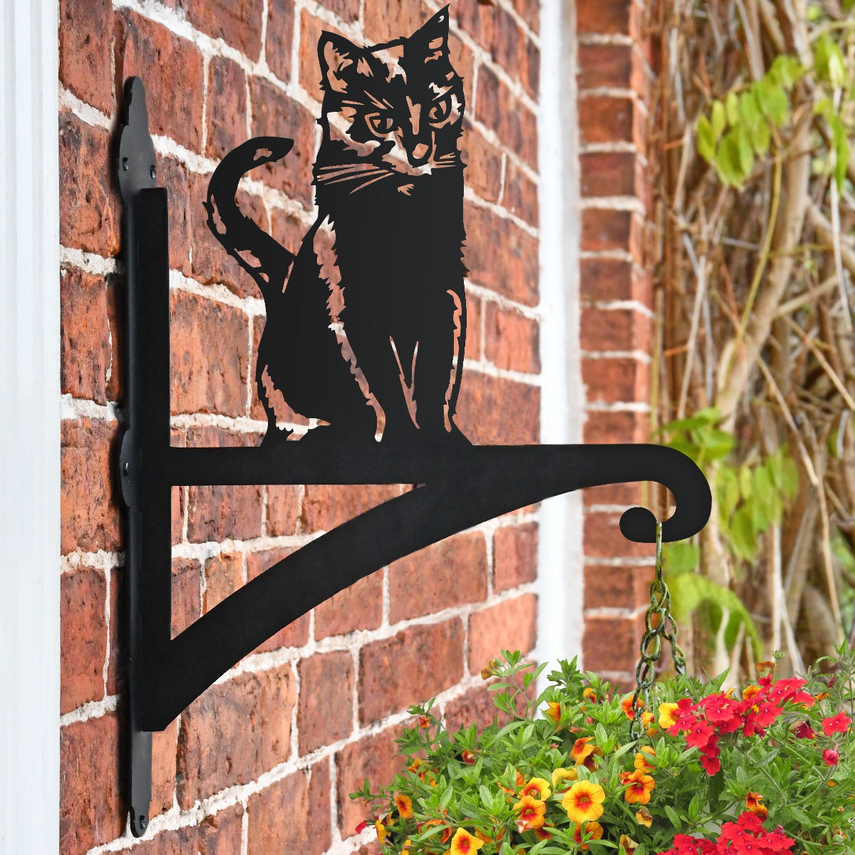 "Sitting Cat" Garden Hanging Basket Bracket